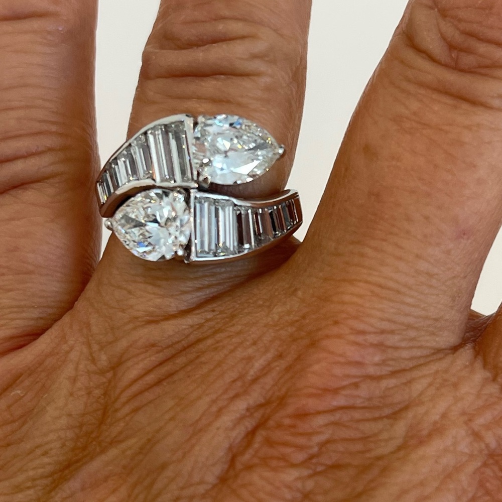 STUNNING ESTATE PLATINUM DIAMOND BI-PASS RING SIZE 8.5